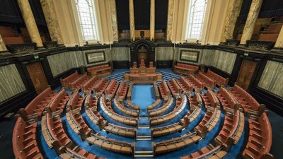 검찰 측 증인 - 카운티 홀 (위트니스 포 더 프로섹큐션 - 카운티 홀)